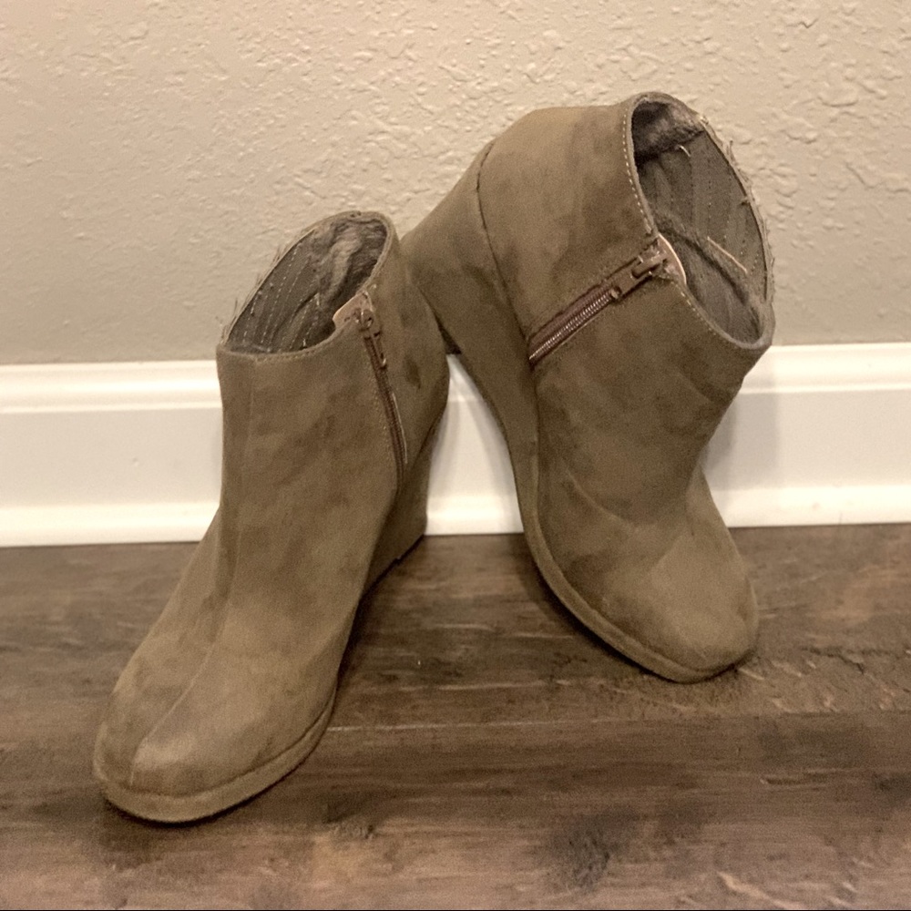 Rampage Wedge Booties